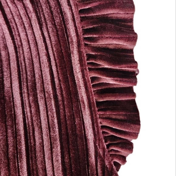 Worthington Ruffle Cap Sleeve Top - Picture 2 of 3